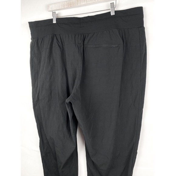 NWOT Athleta Trekkie North Jogger Pants, Black - Size 22 - Picture 9 of 11